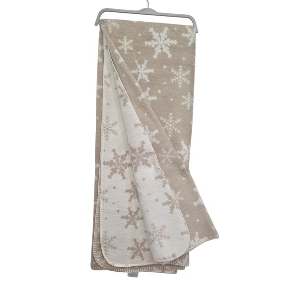 Docofil Reversible Ivory Tan Snowflakes Throw Blanket 51x67 Made in Portugal - Picture 8 of 11